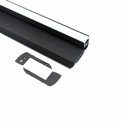 Kino-Treppe, die LED-Profil 65mm×28mm mit Antibeleg-Gummi riecht