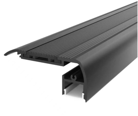 Treppenhaus führte die helle angebrachte Treppe führte Aluminiumprofil-Schwarzes anodisierte